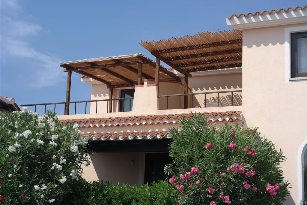 Sardinia Blu Residence Golfo Aranci Exterior photo