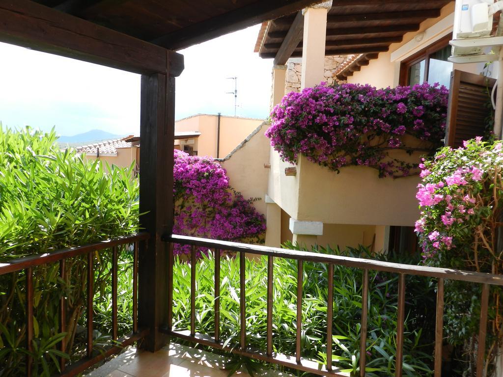 Sardinia Blu Residence Golfo Aranci Exterior photo