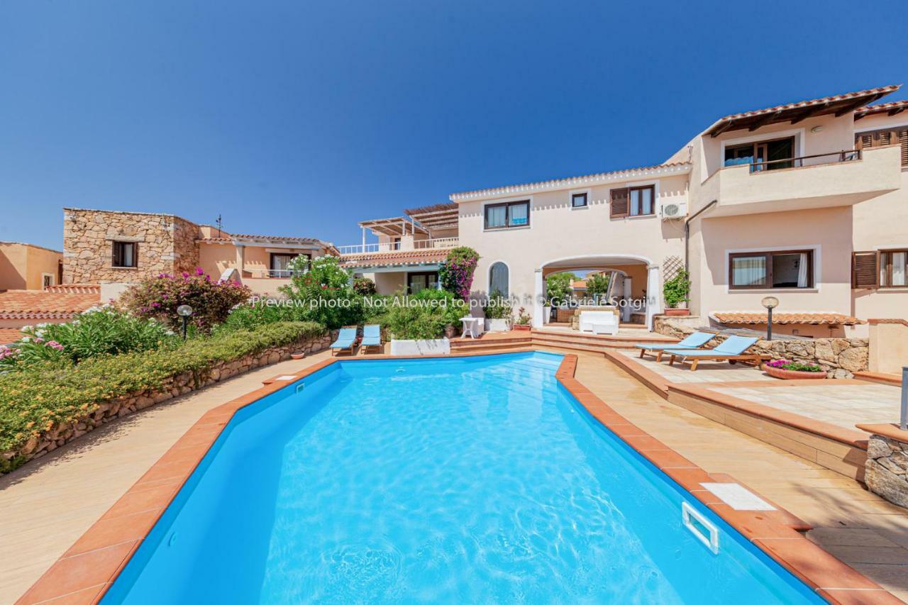 Sardinia Blu Residence Golfo Aranci Exterior photo